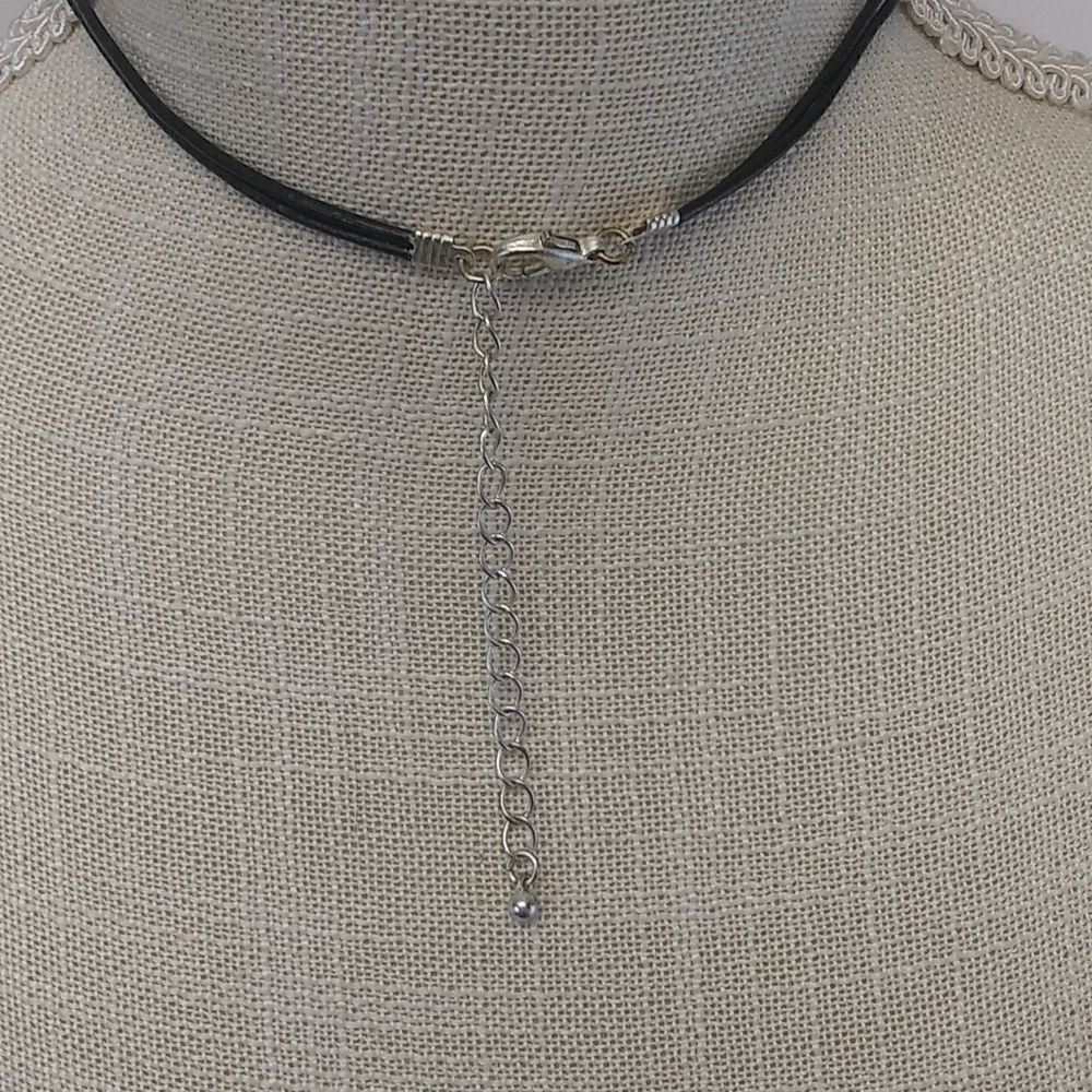 Silver Leaf Like Statement Necklace - image 4